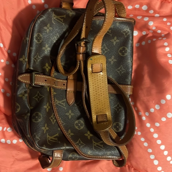 Saumur 30 Authentic normal usage wear on straps.. very clean. Darkened Vachetta - Picture 12 of 12